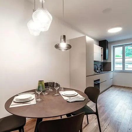 Apartment Palazzo Marinetti - By Myhomeincomo