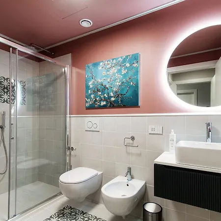 Apartment Palazzo Marinetti - By Myhomeincomo *